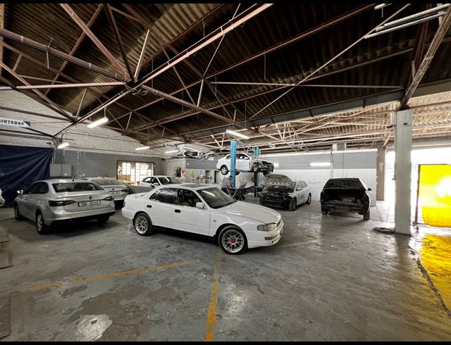 815M² STORAGE UNIT TO LET IN PAROW EAST